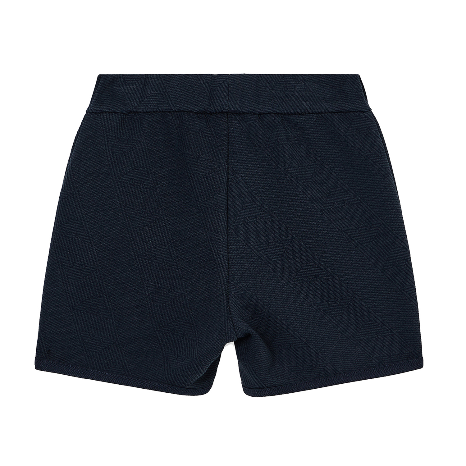 EB001121AF20698_UB118